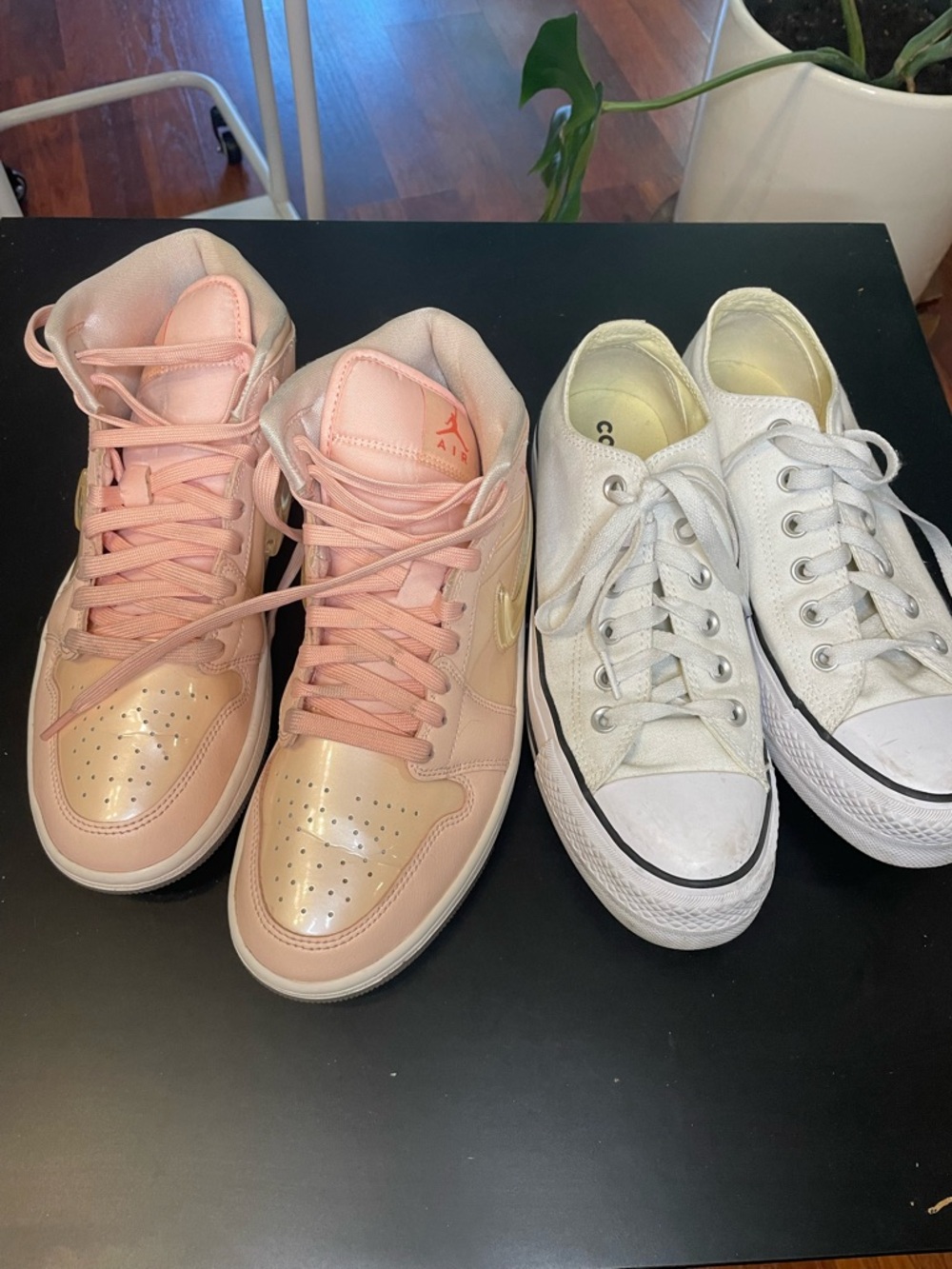 Two shoes, Converse (8) and Nike Air(9)